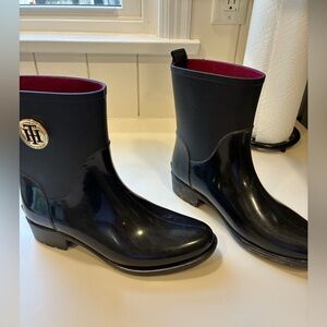 Black rain boots mid calf